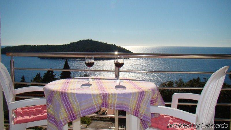 Villa Rosa Дубровник Ресторан фото